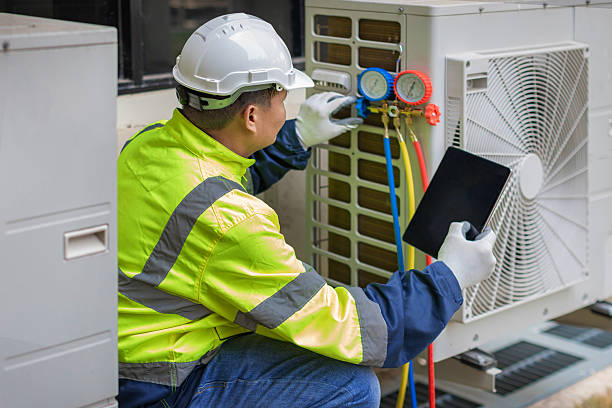 Professional Hvac Installation technician working in Lawndale, NC